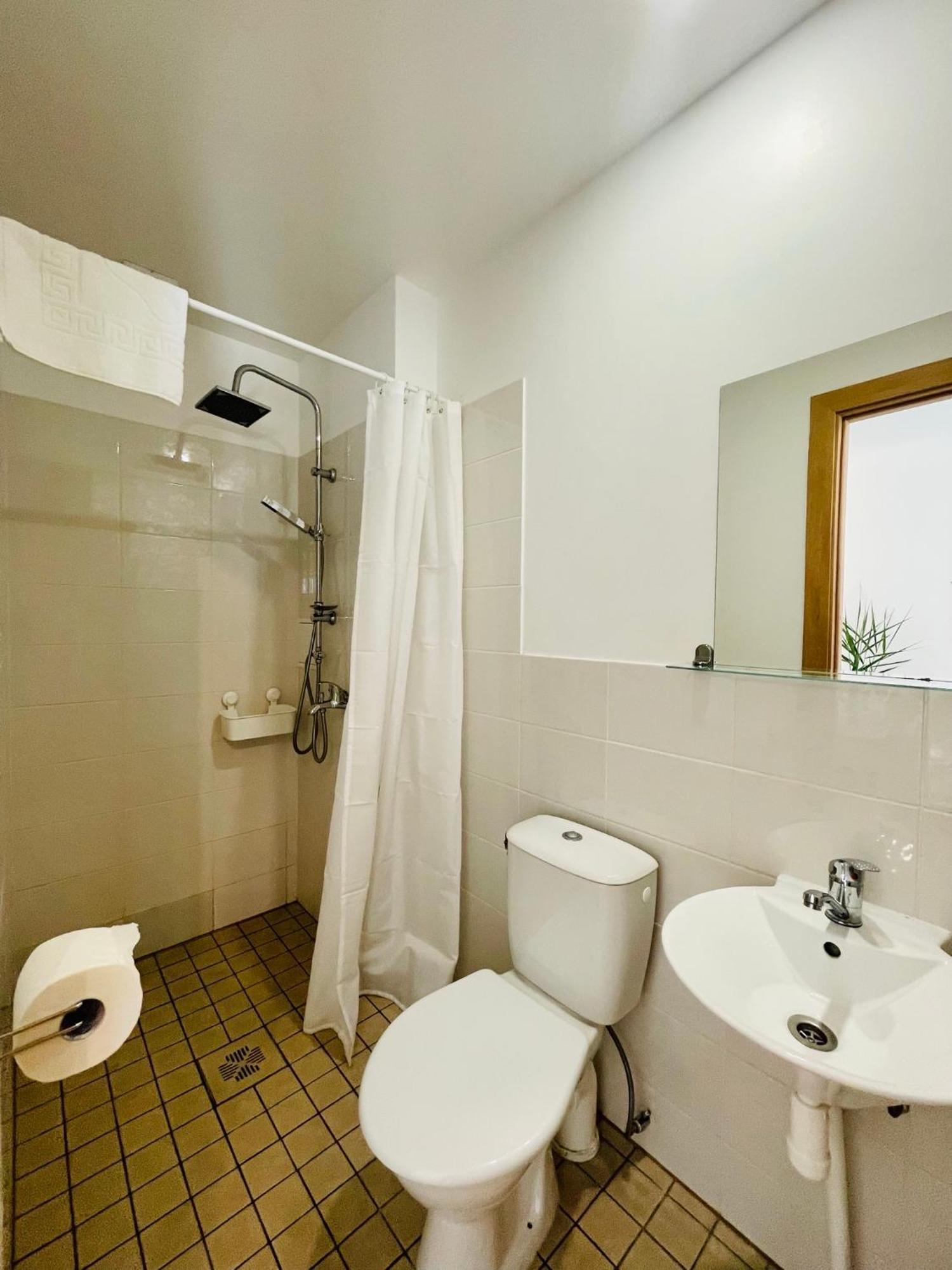 Endla Hostel Ja Apartamendid ฮัปซาลู ภายนอก รูปภาพ