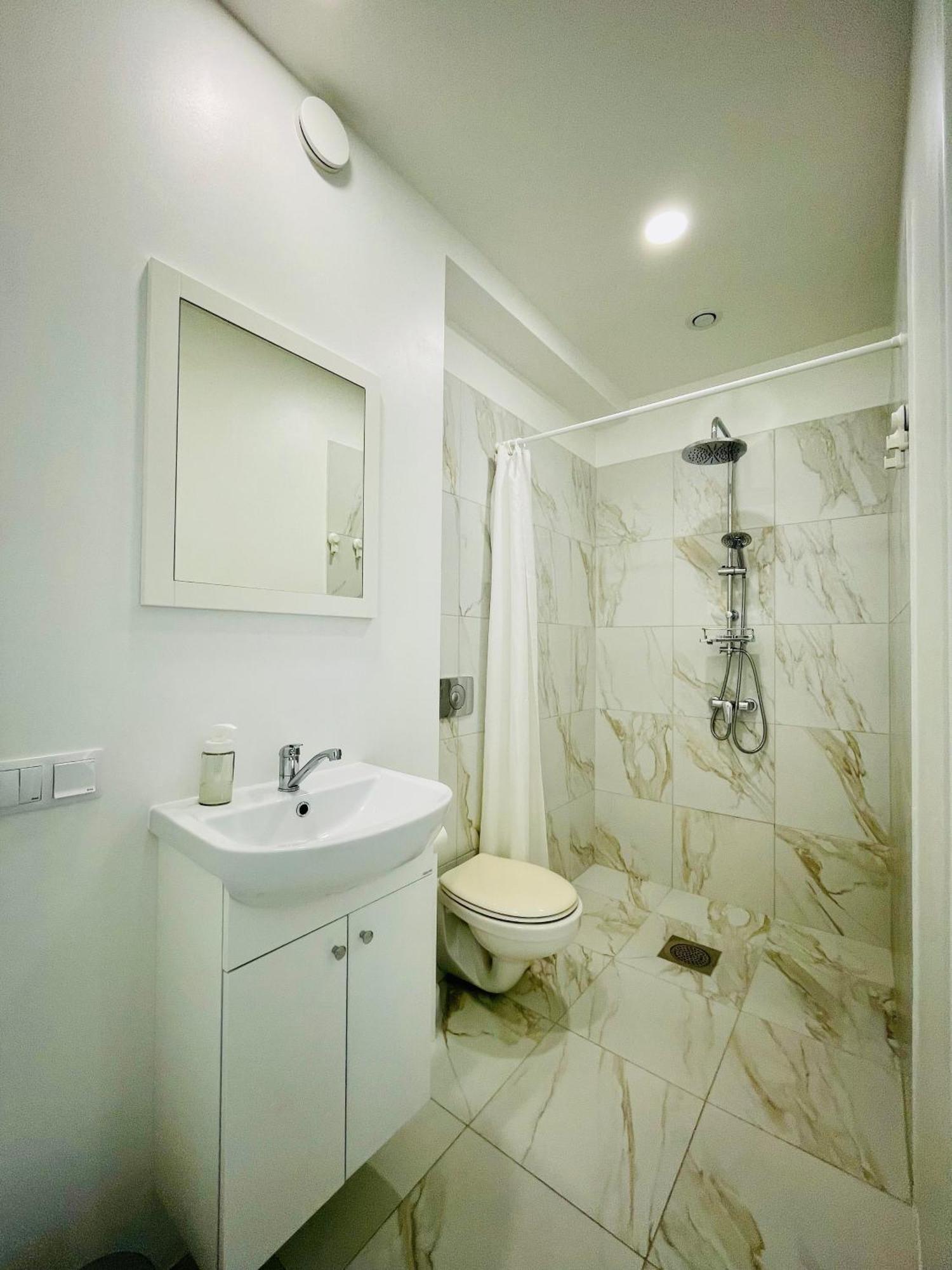 Endla Hostel Ja Apartamendid ฮัปซาลู ภายนอก รูปภาพ